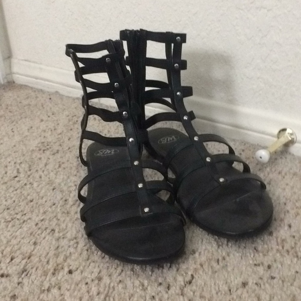 Black gladiator sandals